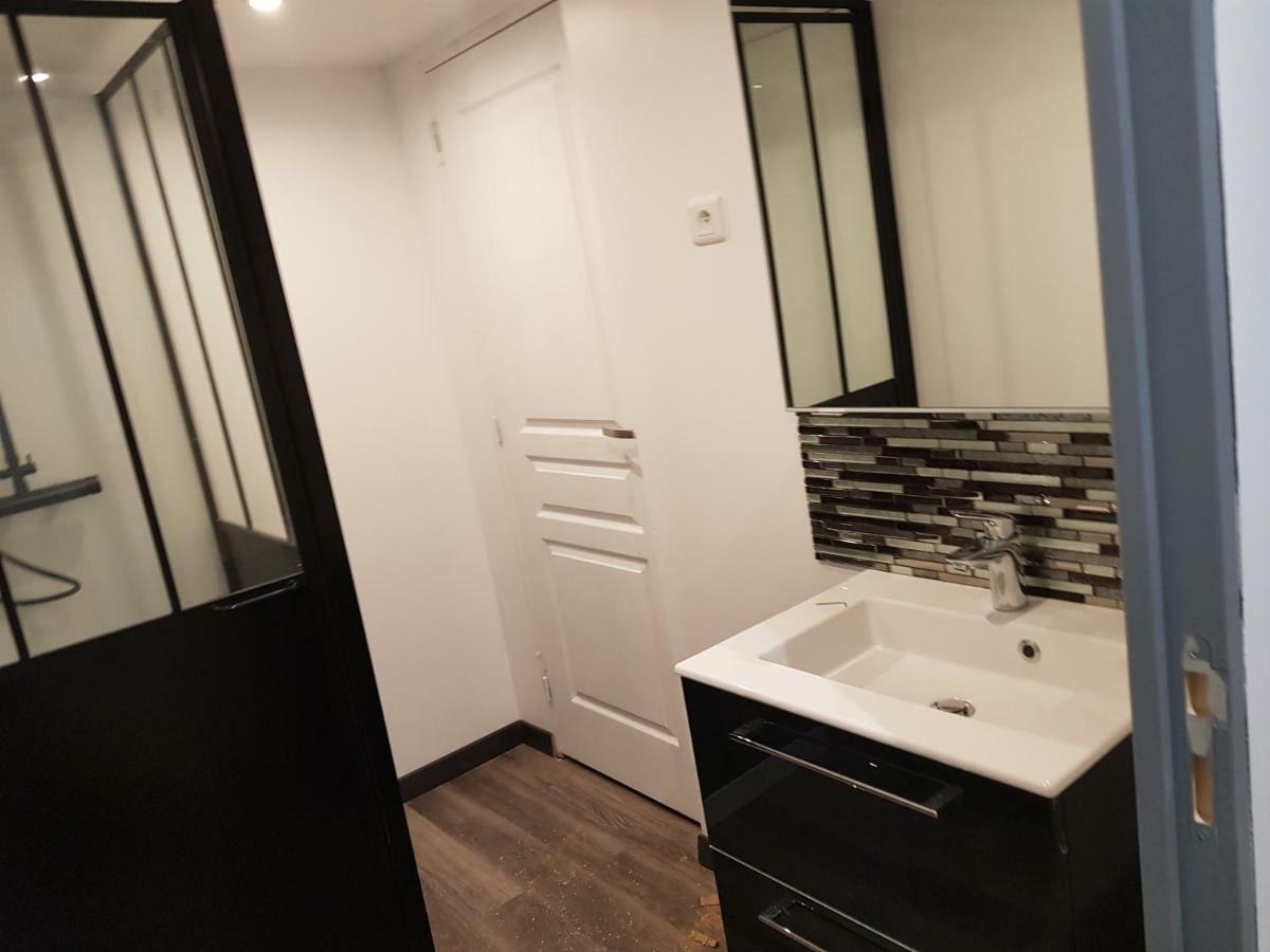Bryan Apartment แซงต์-ฌอง-ออง-รัวยองส์ ภายนอก รูปภาพ